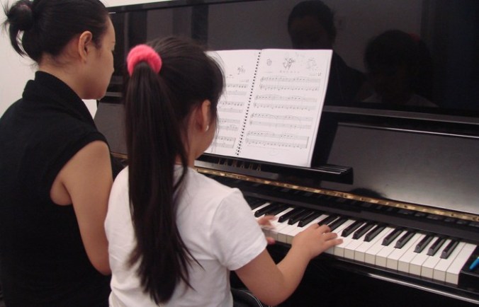 gia sư dạy đàn piano tại nhà hcm